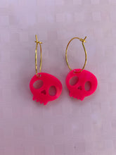 Load image into Gallery viewer, Hot pink skull earrings
