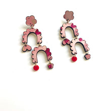 Load image into Gallery viewer, Mobile scalloped dangle earrings- Valentine’s Day earrings
